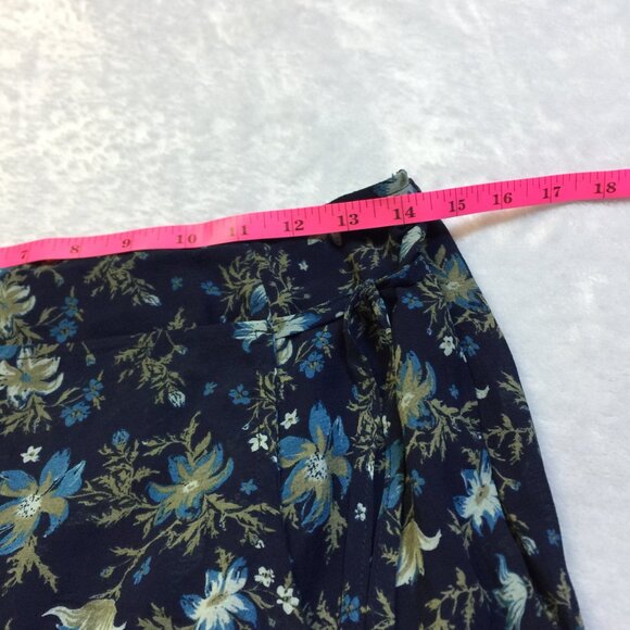 Free People Maxi Skirt Size 8 Womans Femme Edge Navy Blue Floral Wrapover Ruffle - Picture 13 of 15